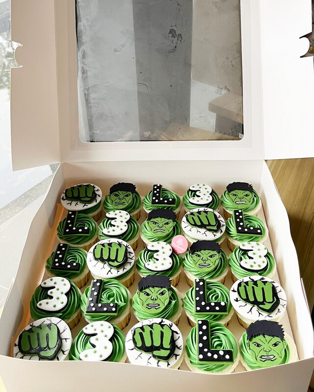 Marvel Avengers Superhero Cupcakes 3 The Hulk