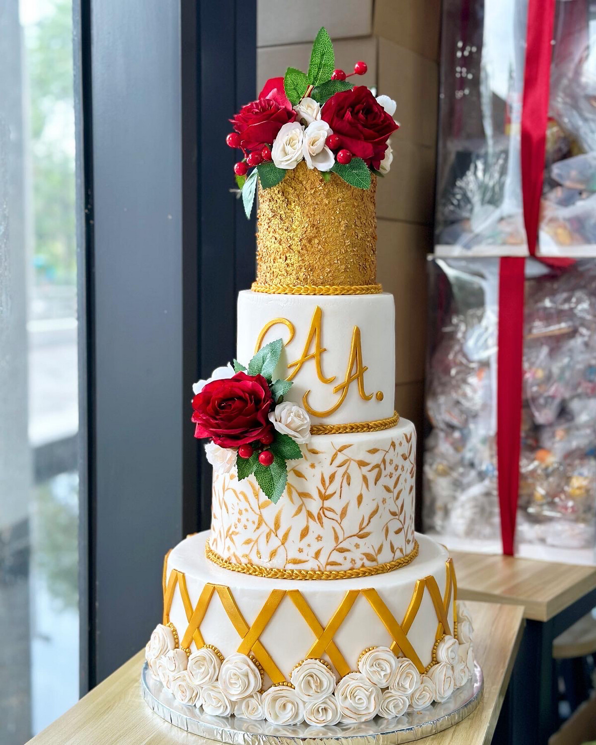 Red Gold Marrakesh in 2 Or 3 Tiers Cake