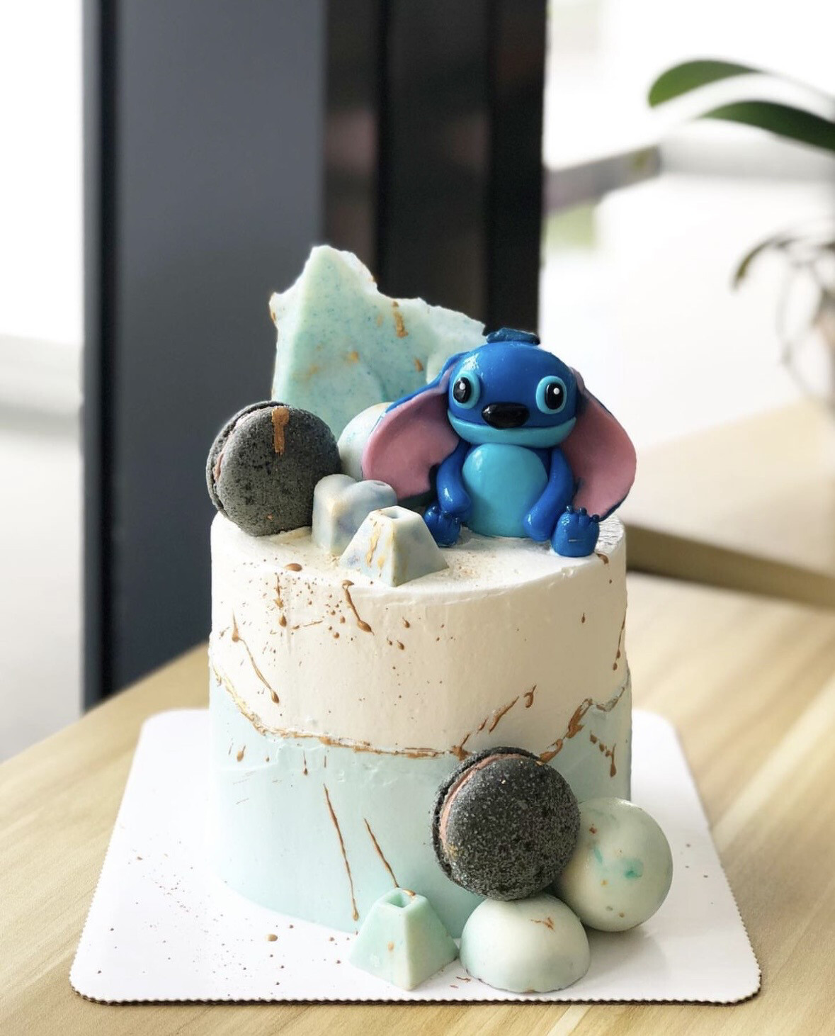 Disney - Lilo & Stitch Cake 5