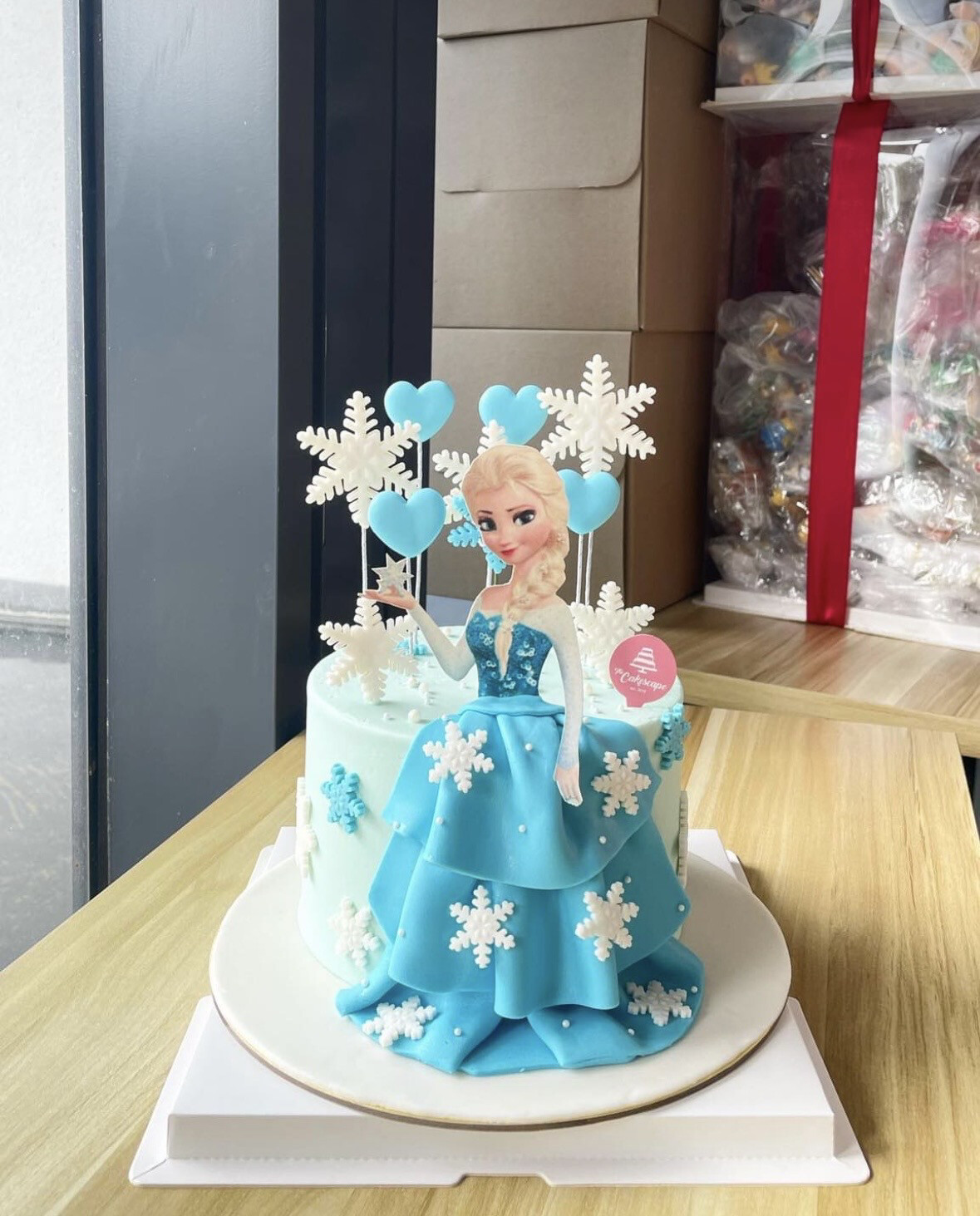 Disney - Frozen Elsa Cake 5