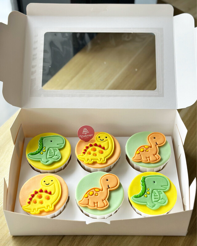 Dinosaur Cupcakes 2 Dinosaur Cupcakes 2