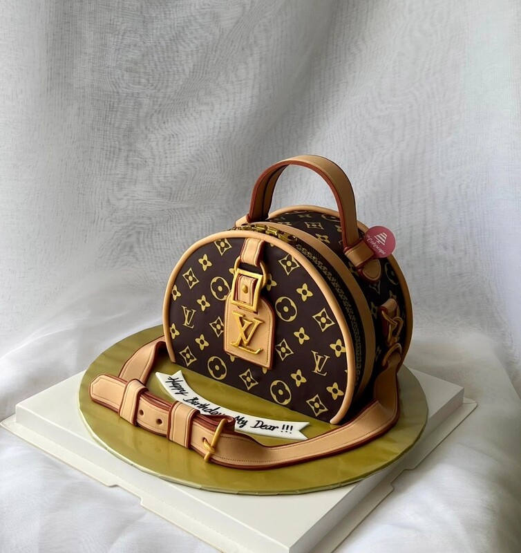 Brand - LV Louis Vuitton Bag Cake - 3D Brand - LV Louis Vuitton Bag Cake - 3D