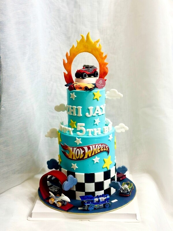 Car Cake - Hot Wheels In 2tiers Car Cake - Hot Wheels In 2tiers
