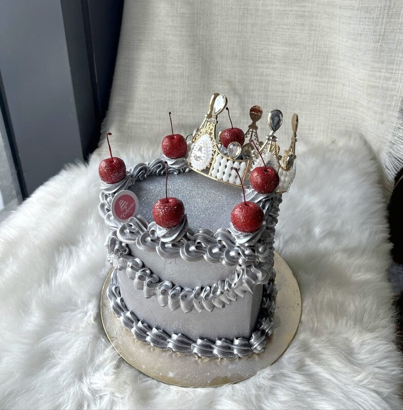 English Vintage Cake 4 Blink Cake