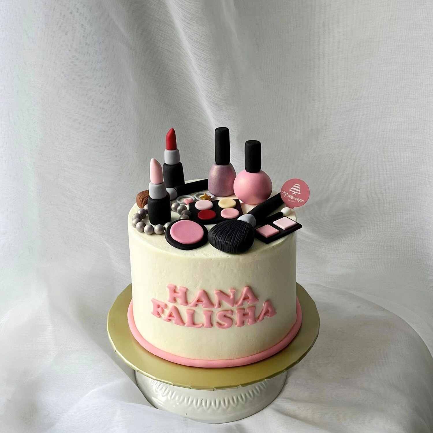 Brand - Makeup Tools Cake 2