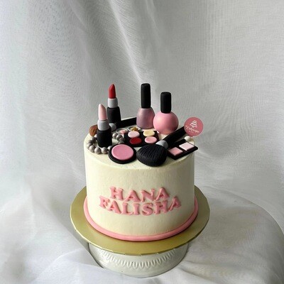 Brand - Makeup Tools Cake 2