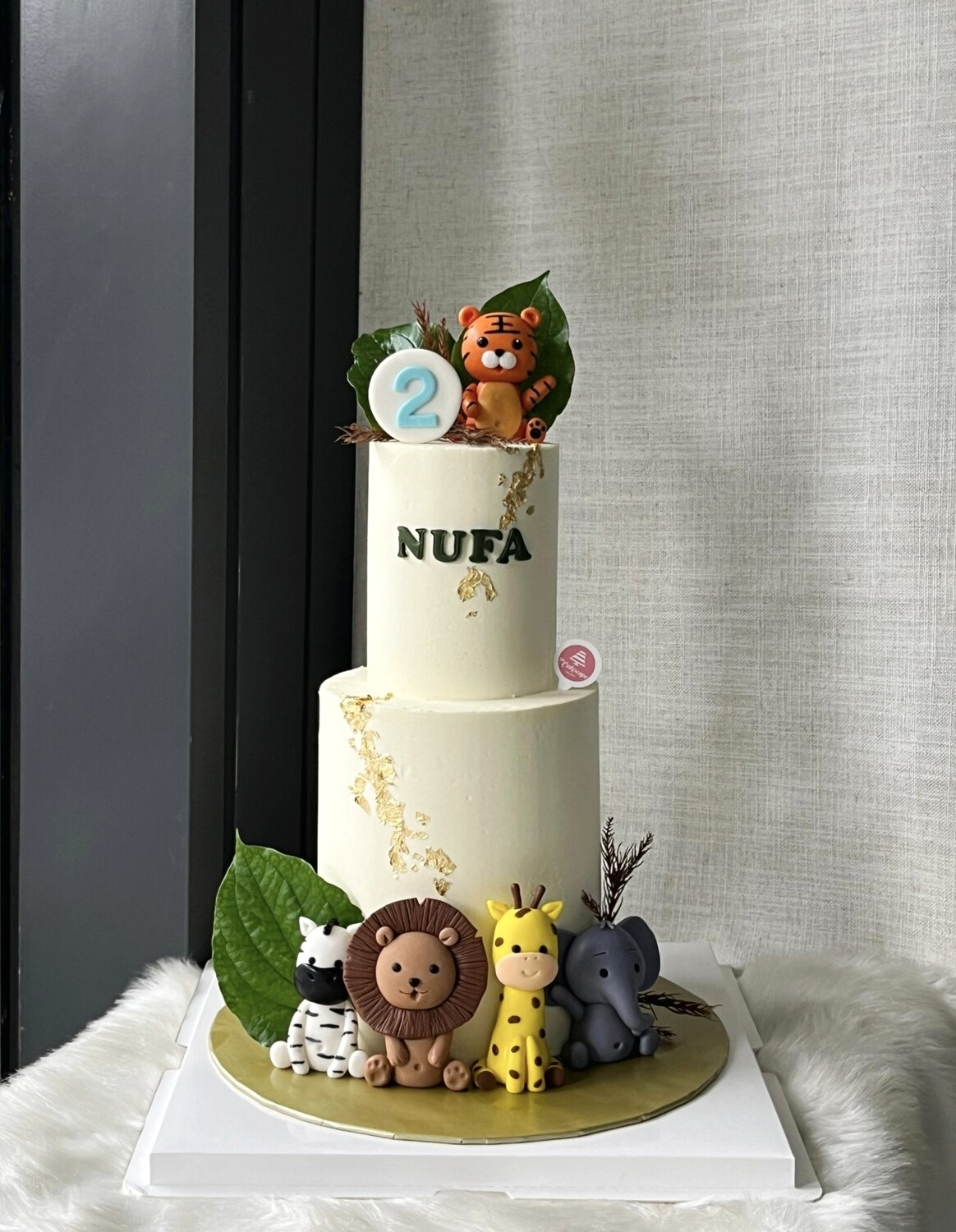 Animal Safari Jungle Cake 14 In 2 tiers