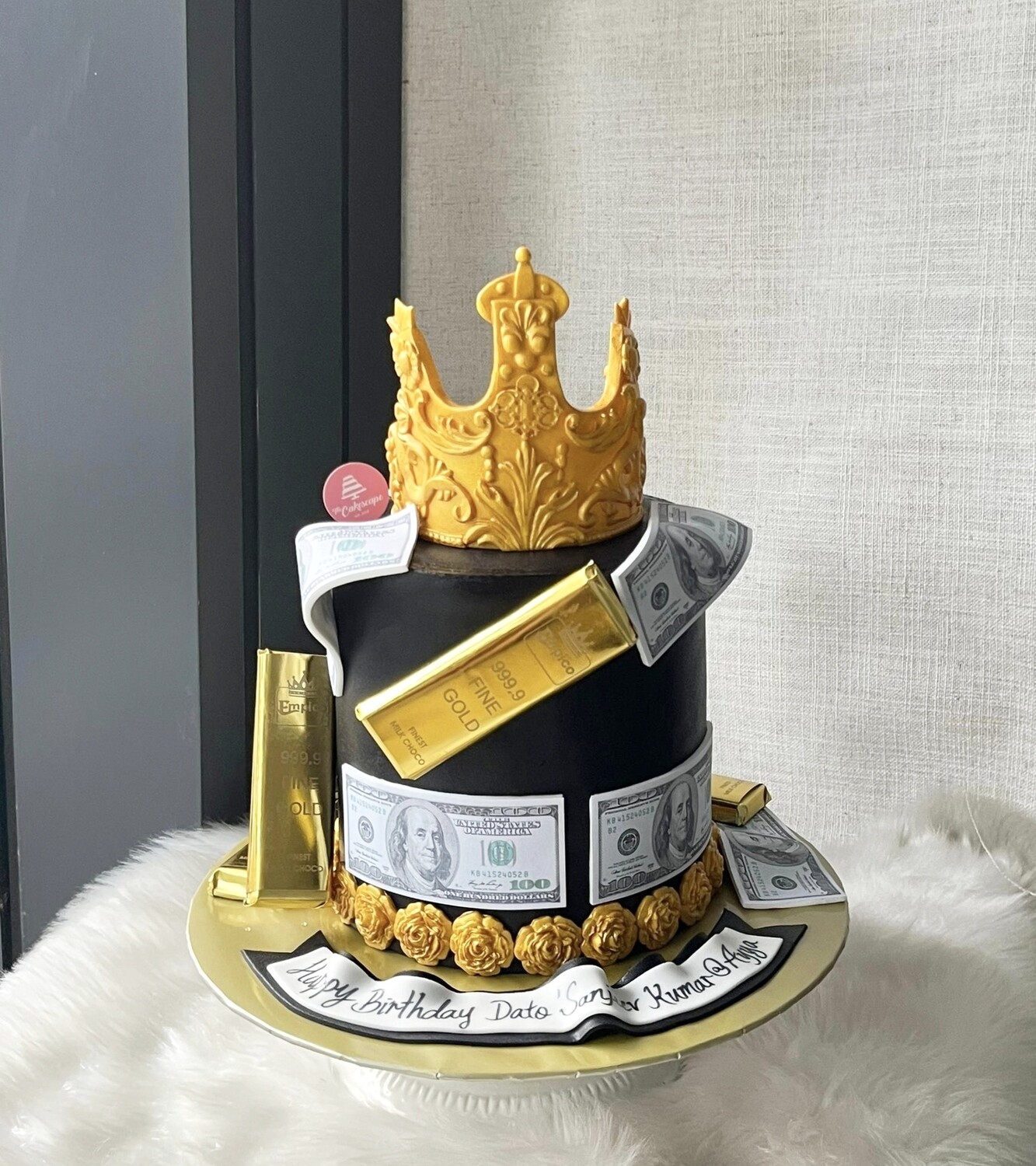 Money Crown King Cake