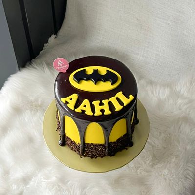 Marvel Avengers Superhero Cake 2 Batman