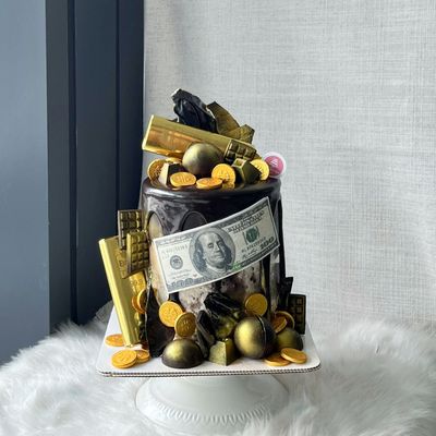 Chocolatte Money Cake