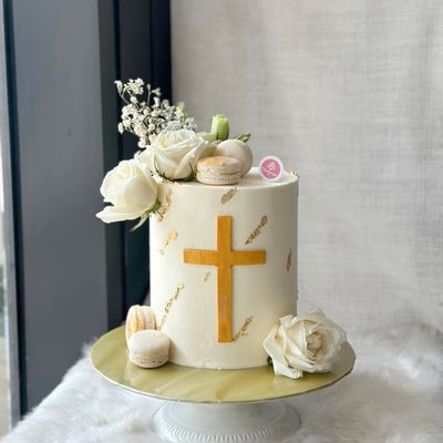 Cross And Roses Cake