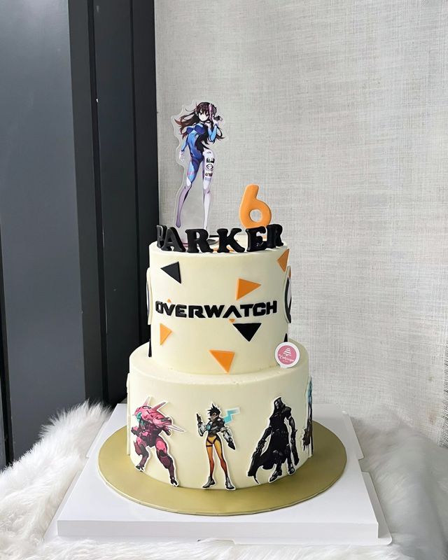 Overwatch Cake