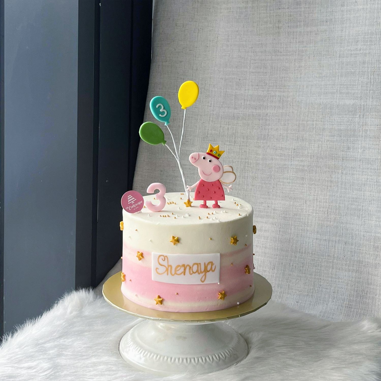 Peppa Pig Piggy Cake 2