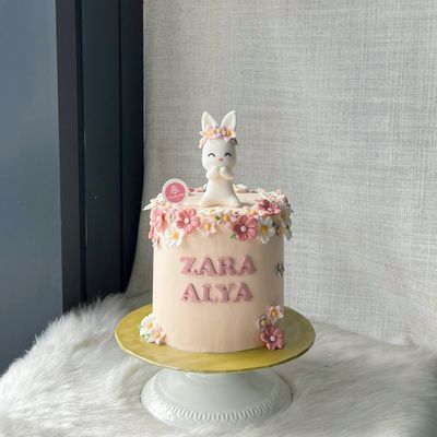 Baby Rabbit Cake 9