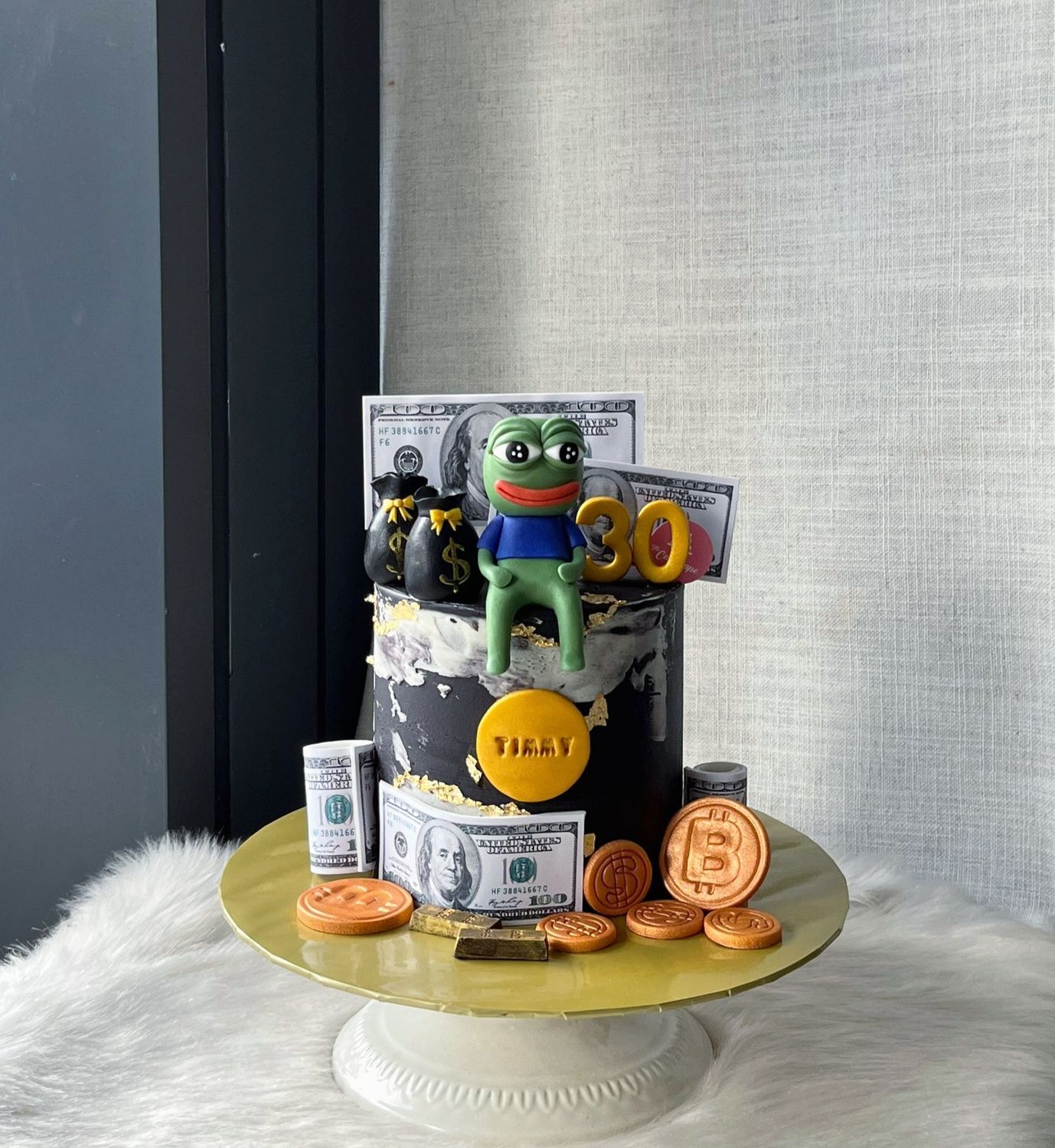 Pepe Frog Cake 1