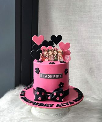 Blackpink / Black Pink Cake 5