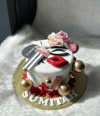 Brand - MakeUp Artist Cake