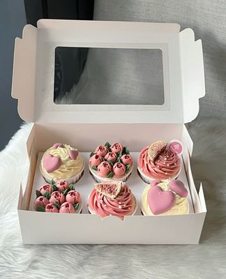 Roses And Love Cupcakes