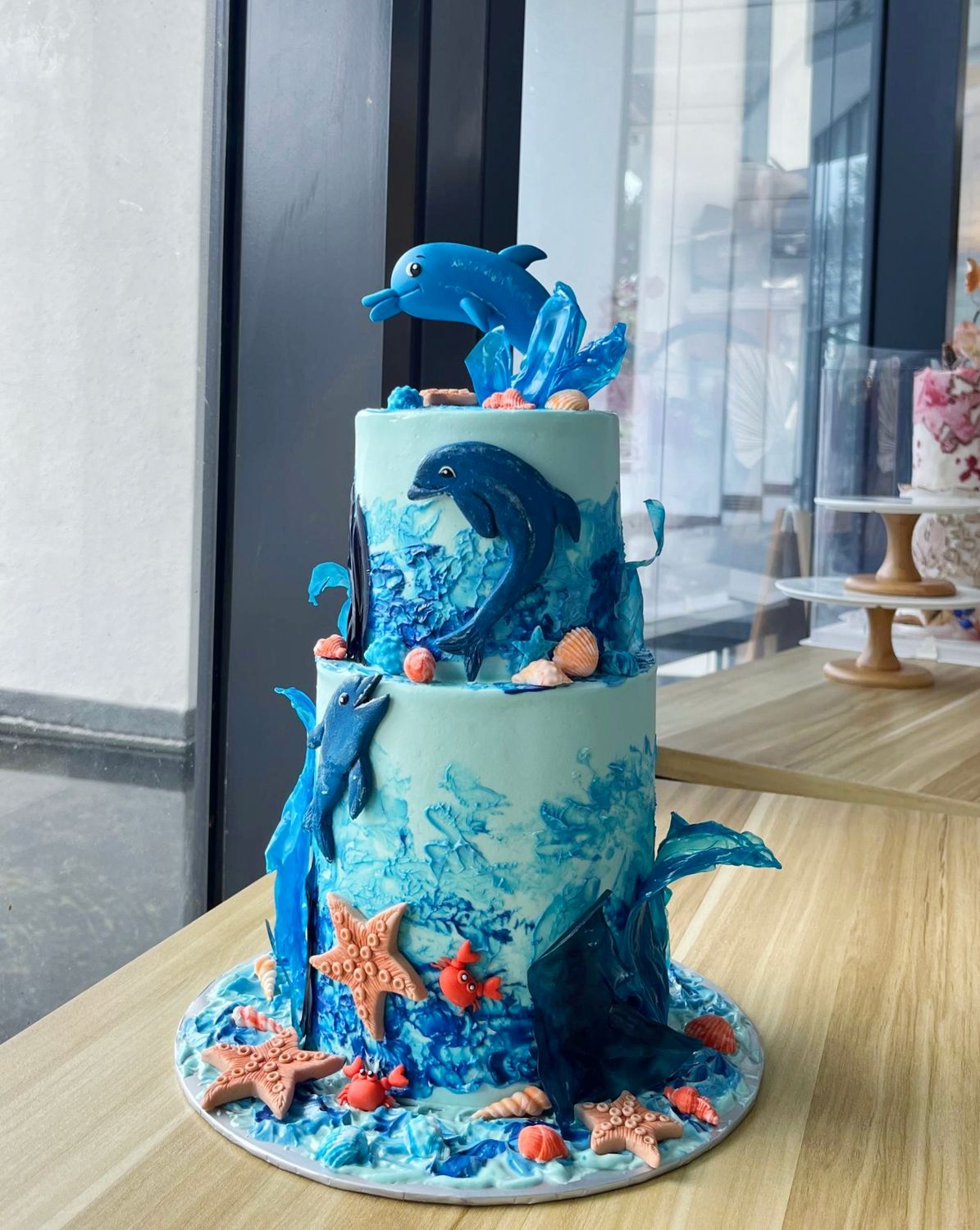 Animal Dolphin Cake2 in 2tier