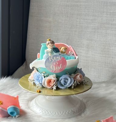 Pinata / Piñata Cake Knock Ball Gender Reveal