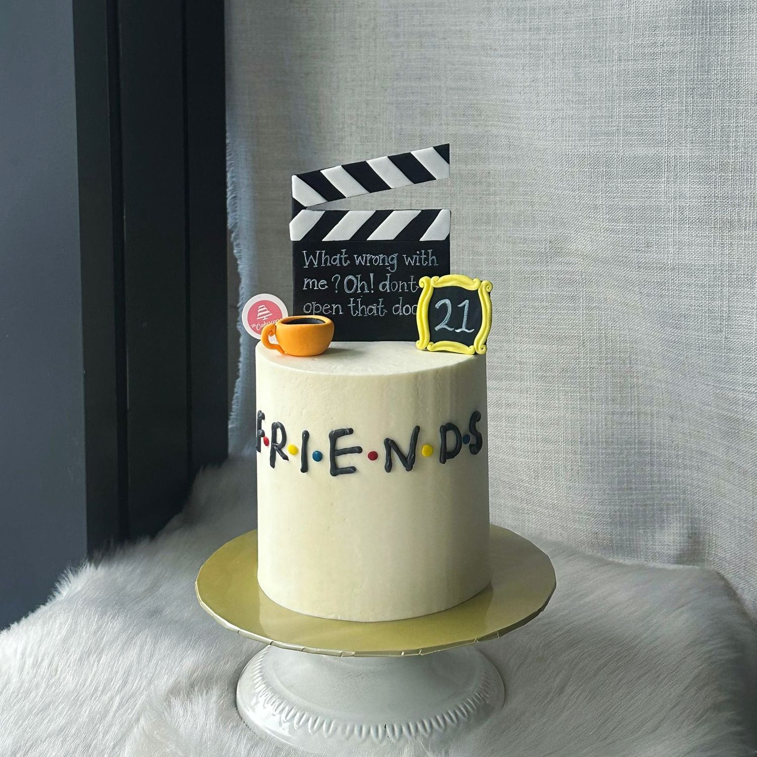 Friend Central Perk Cake 2