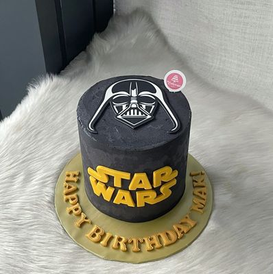Star Wars Cake 6 Darth Vader