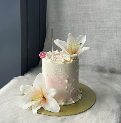 Pink Lily Flower Cake