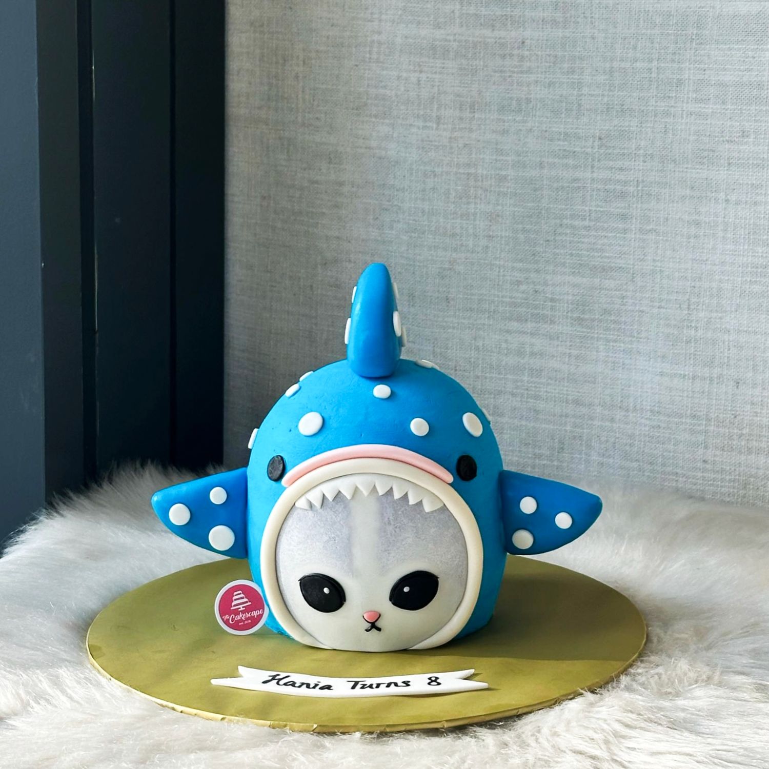 Mofusand Cat Cake 2 - Shark
