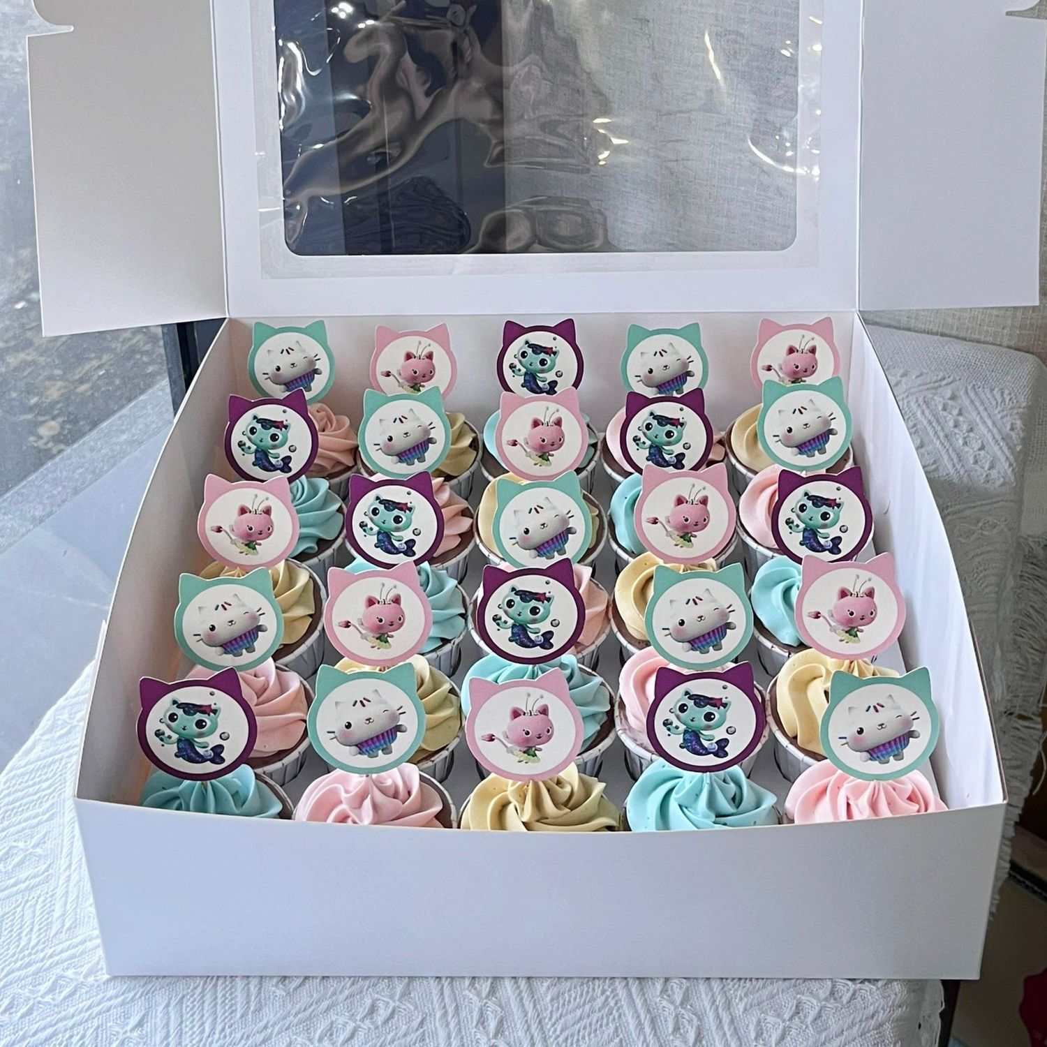 Standee Cupcakes - Gabby&#39;s Dollhouse Cupcakes