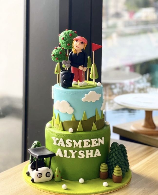 Golf Cake In 2 or 3 Tiers Golf Cake In 2 or 3 Tiers