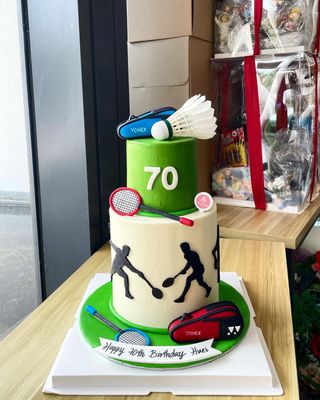 Badminton Cake 4 In 2 Tiers