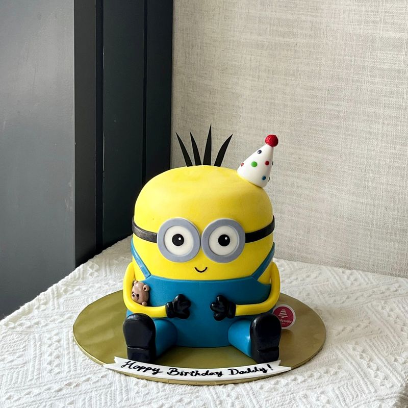 Minion Boy 3D Cake 2 Minion Boy 3D Cake 2