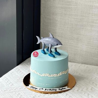 Tralalelo Tralala Shark Cake