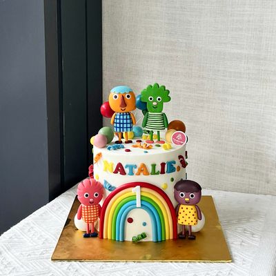 Noodles and Friends Cake 2