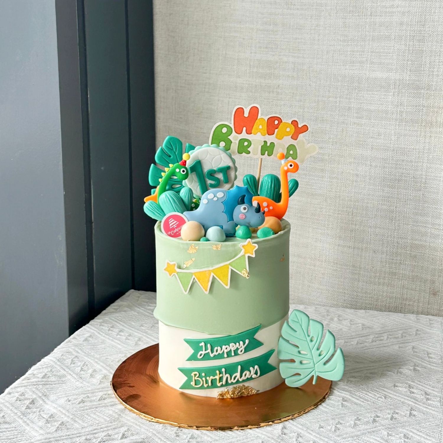 Dinosaur Cake 11