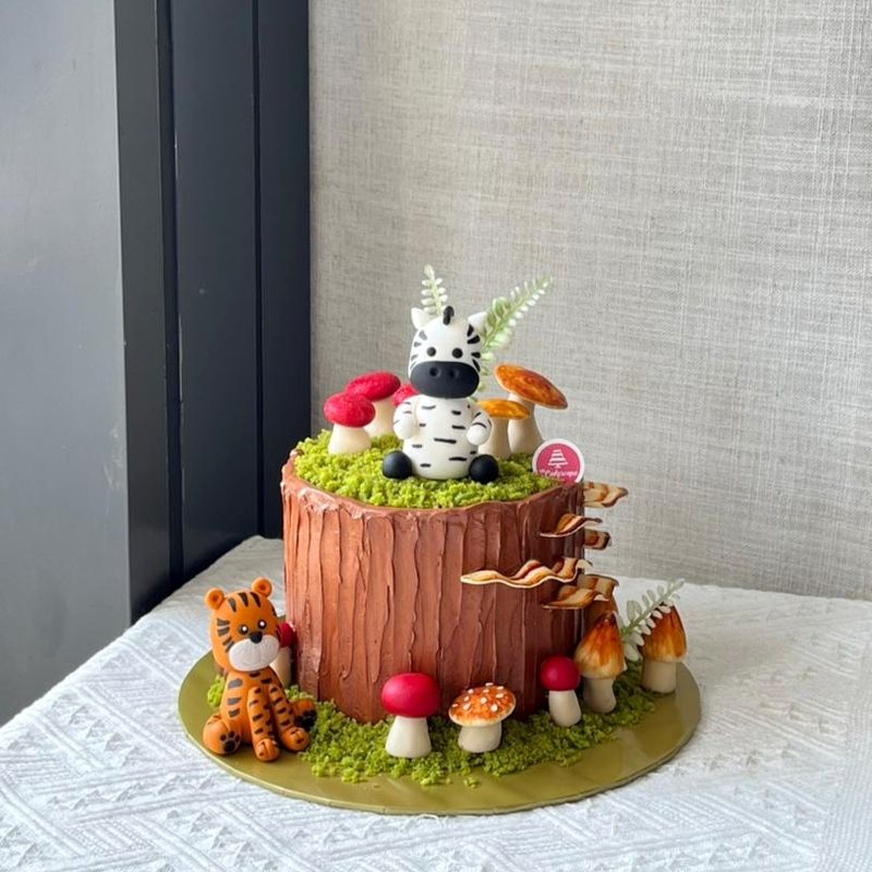 Animal Safari Jungle Cake 20 Forest and Mushroom Animal Safari Jungle Cake 20 Forest and Mushroom