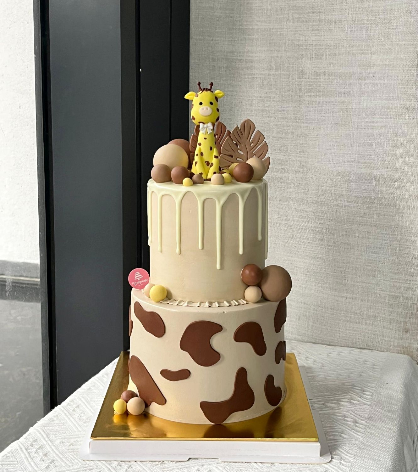 Animal Giraffe Cake2 in 2tier