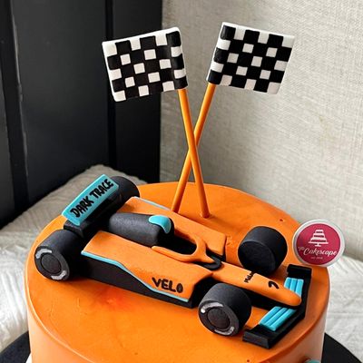 Car Cake - Mc Laren Cake 2