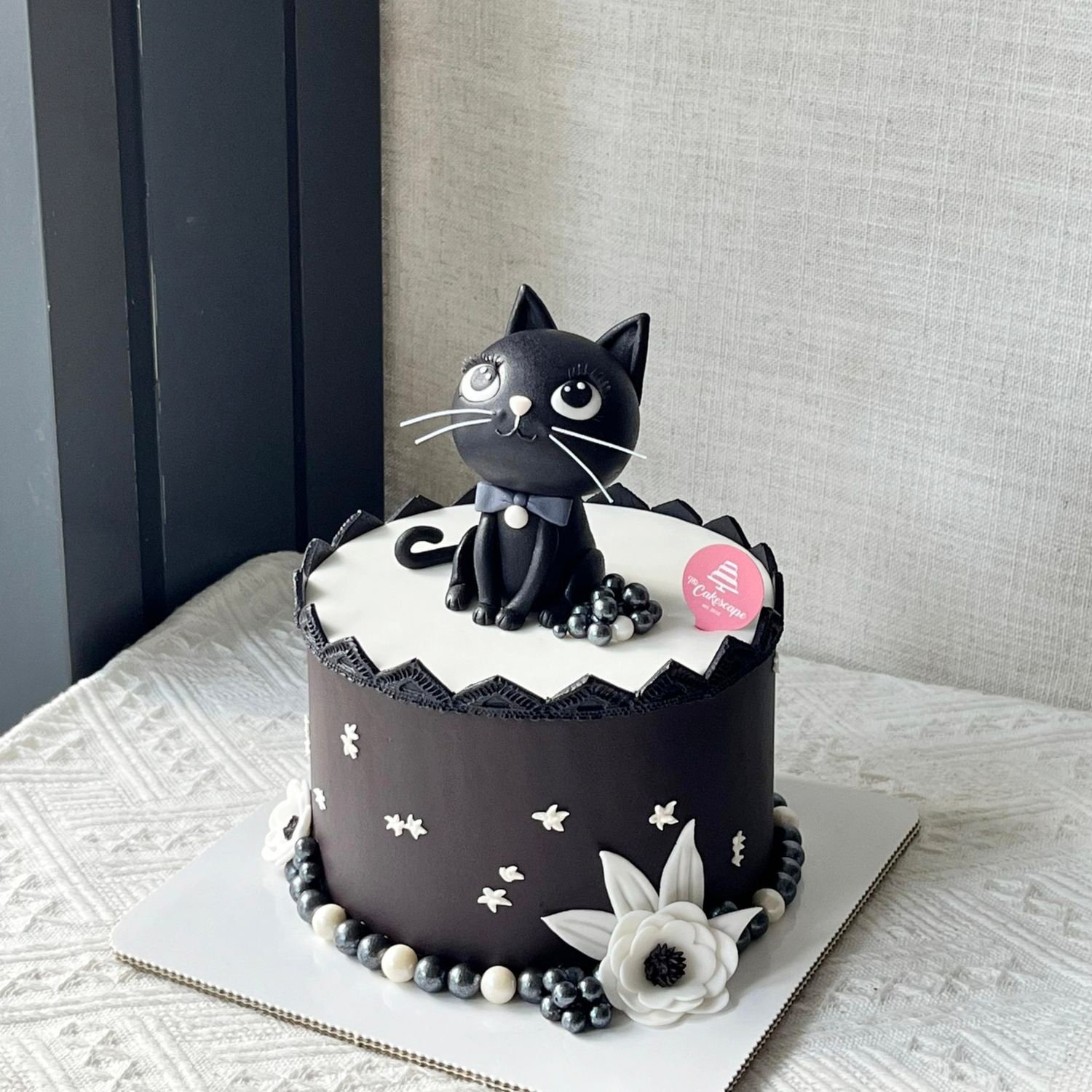 Black Cat Cake