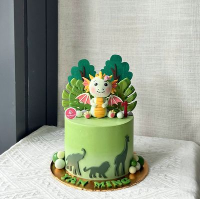 Cute the Dragon Cake