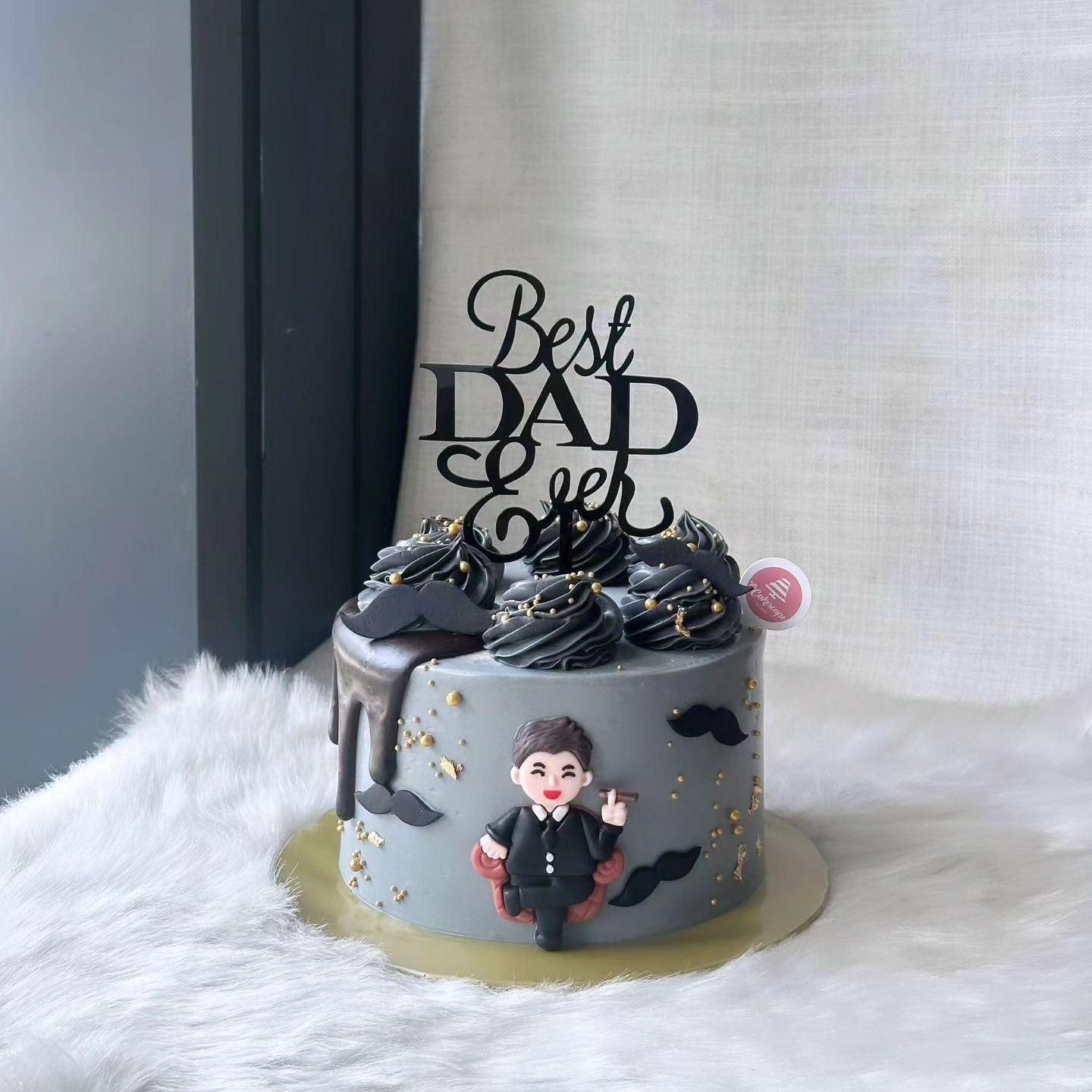 Fathers’ Day - Dad / Father / Man King Boss Cake 9