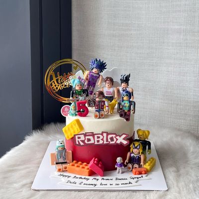 Roblox Cake 11