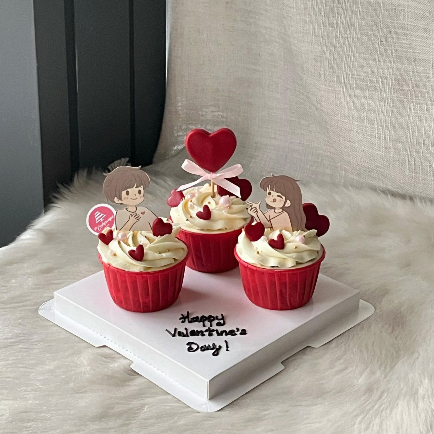 Valentine's -  Sweetheart Bliss Cupcake