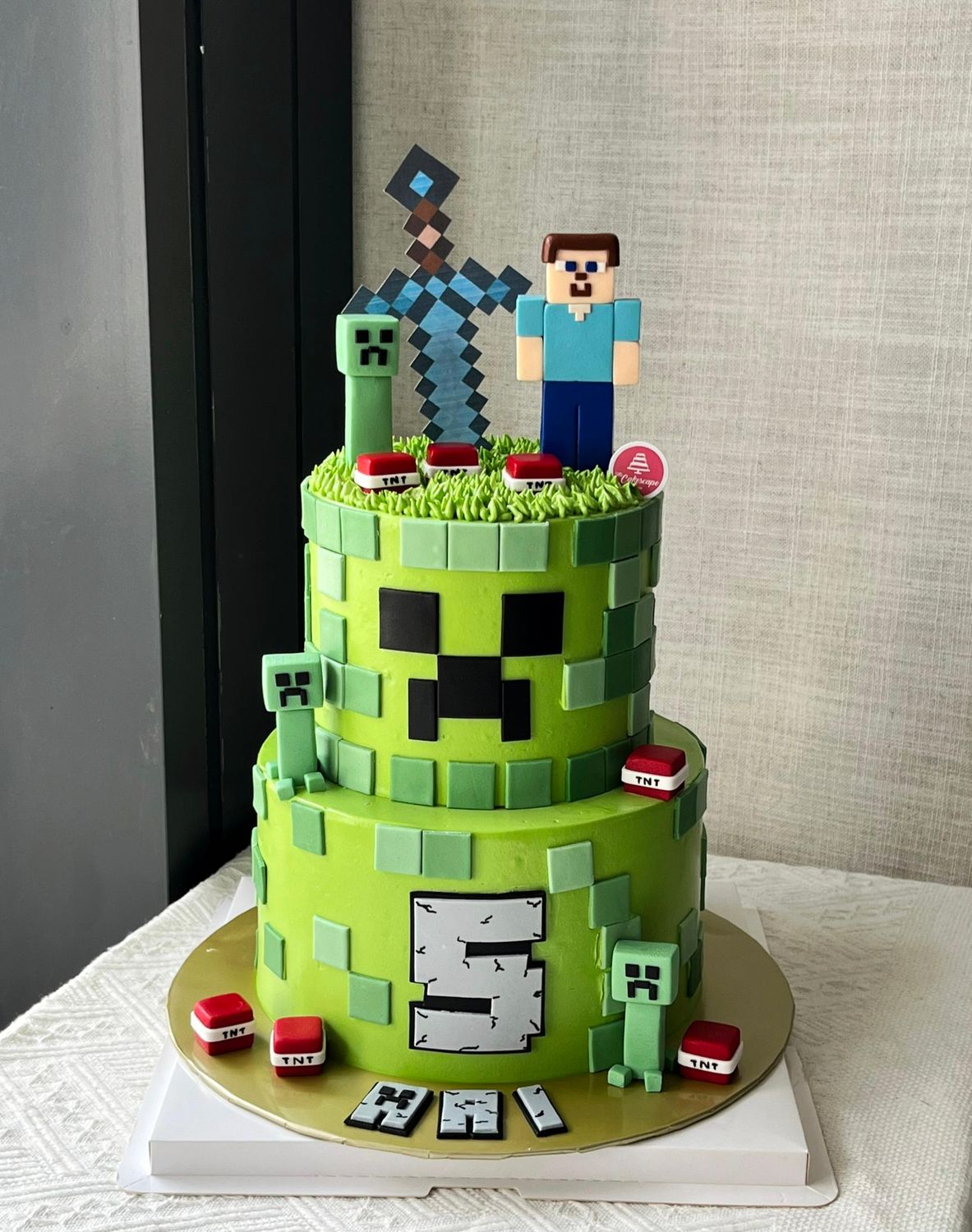 Minecraft In 2 Tiers