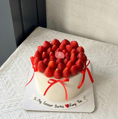 Strawberry Cake Strawberry Cake