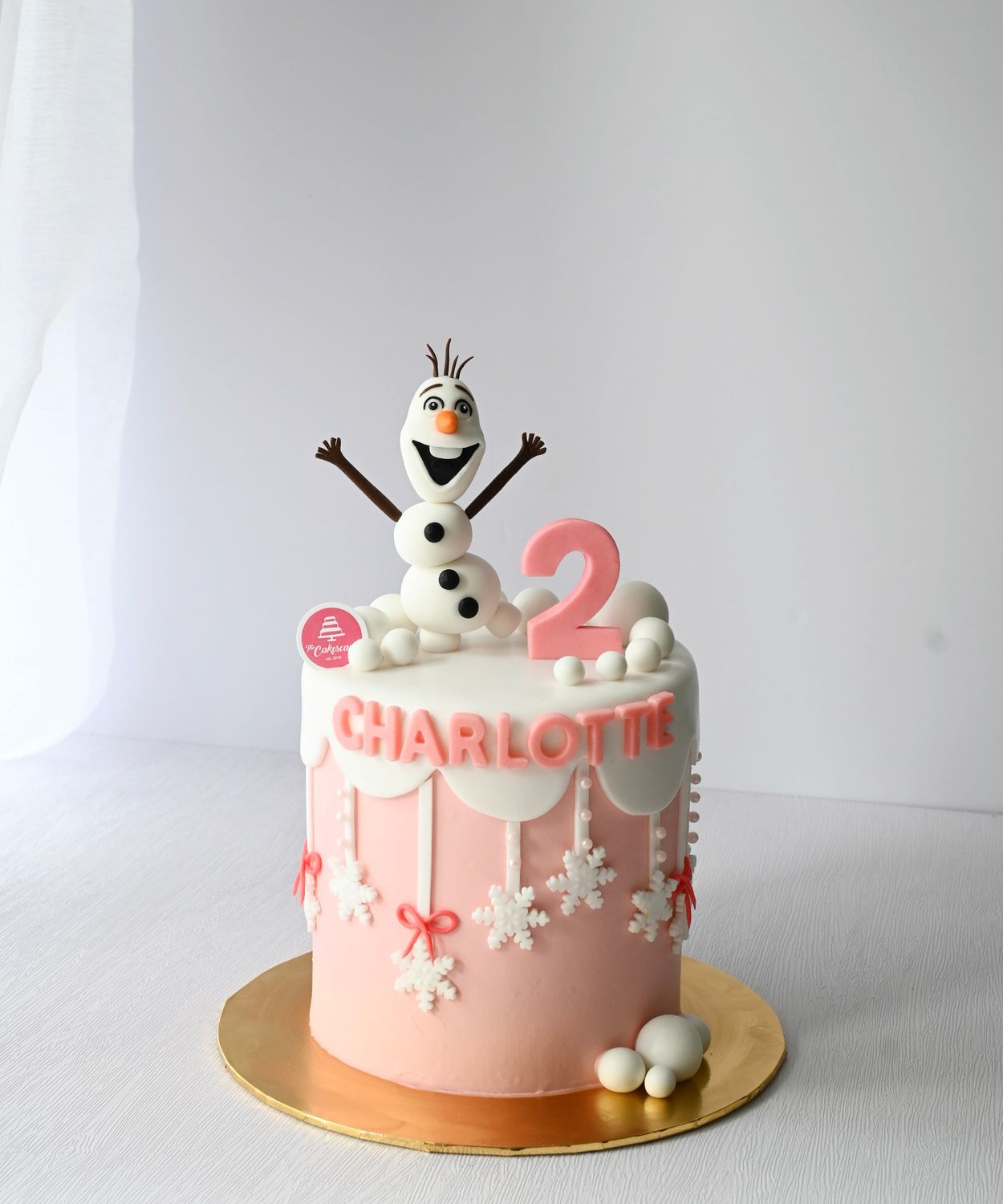 Disney - Frozen Olaf Cake Disney - Frozen Olaf Cake