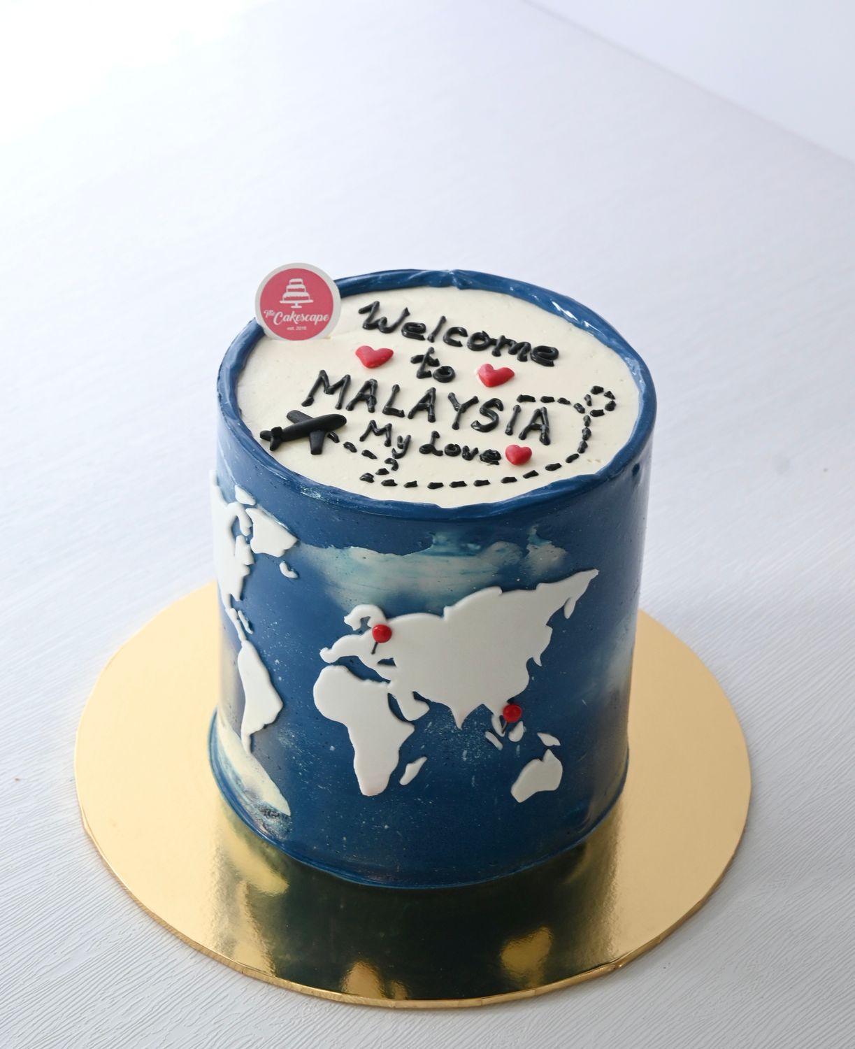 Around The World Travel Holiday Cake 7