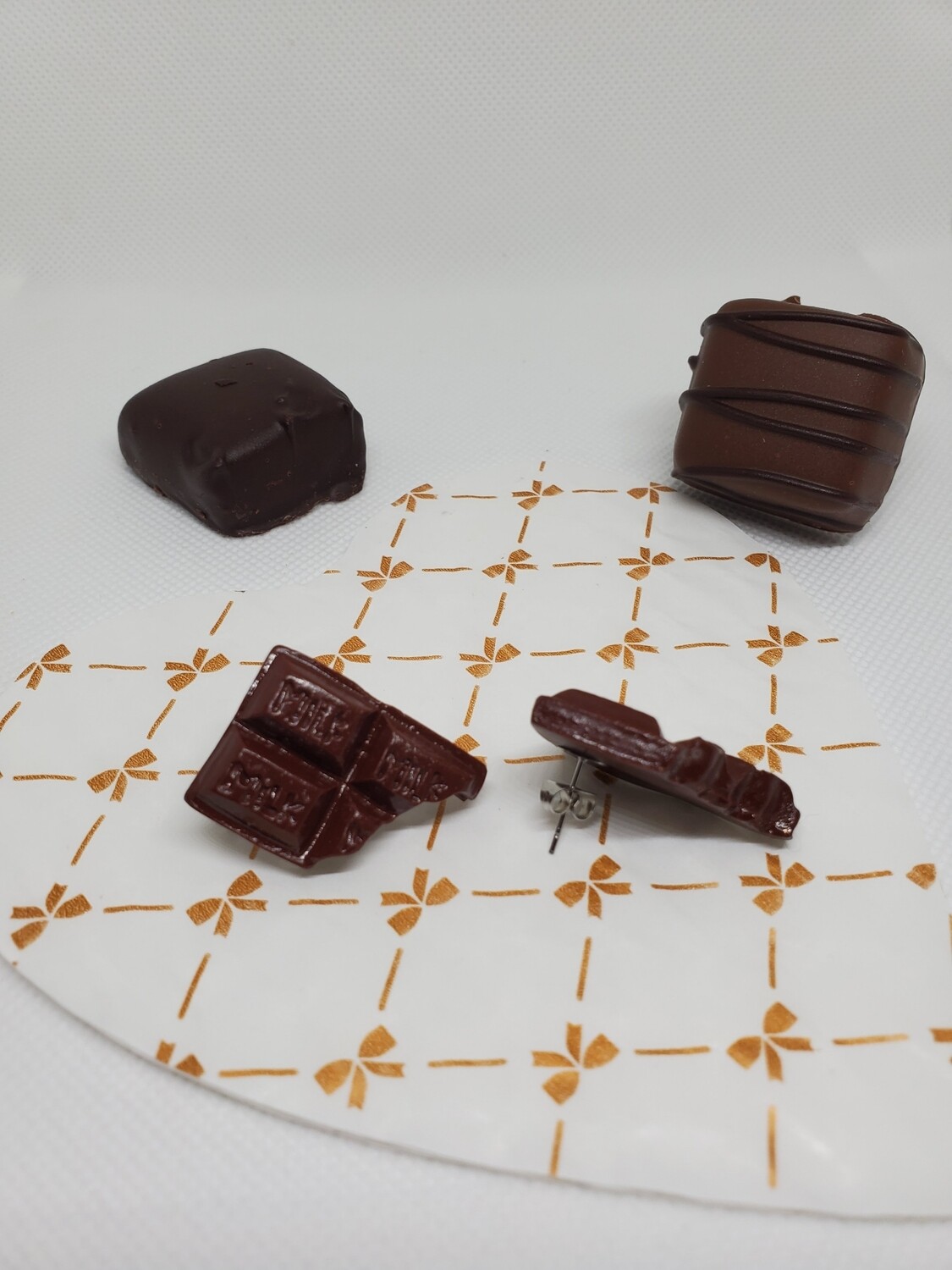 Chocolate Bar Studs