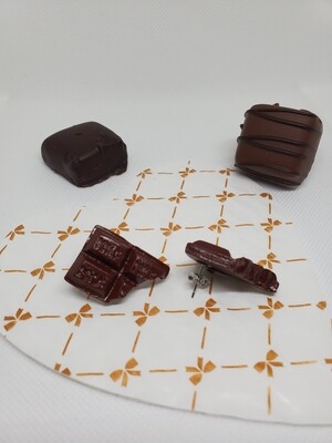 Chocolate Bar Studs