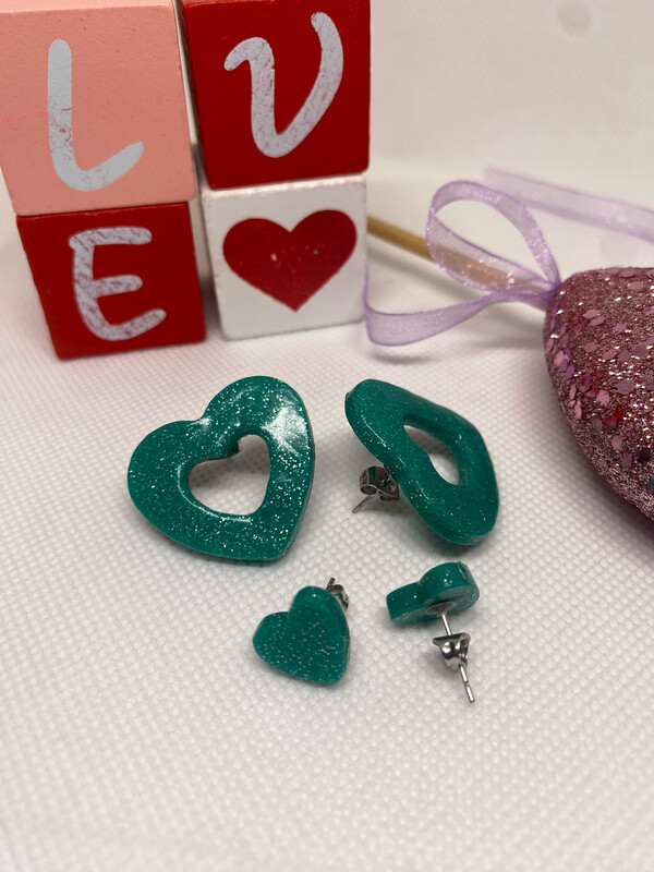 Teal Heart Stud Set